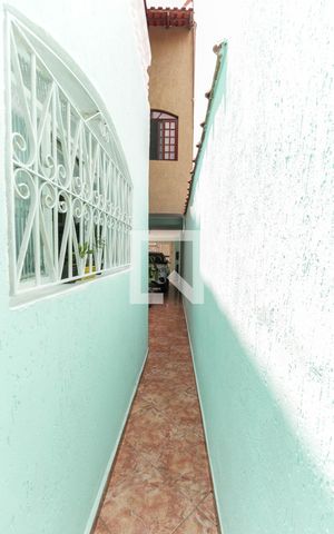Casa à venda com 205m², 3 quartos e 3 vagas Casa à venda com 205m², 3 quartos e 3 vagasÁrea Externa