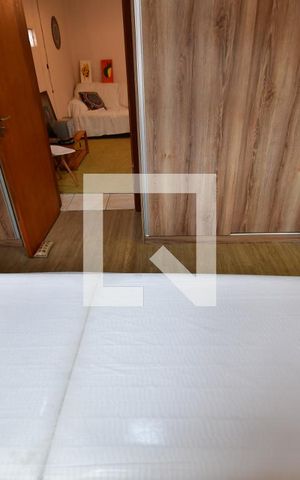 Casa à venda com 302m², 4 quartos e 4 vagasFlat - Quarto Suíte