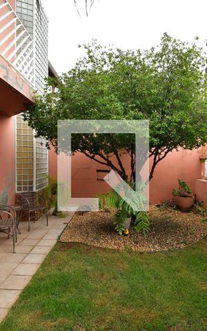 Casa à venda com 302m², 4 quartos e 4 vagasJardim
