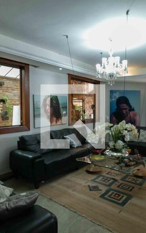 Casa de condomínio à venda com 800m², 5 quartos e 6 vagas Casa de condomínio à venda com 800m², 5 quartos e 6 vagasSala 2