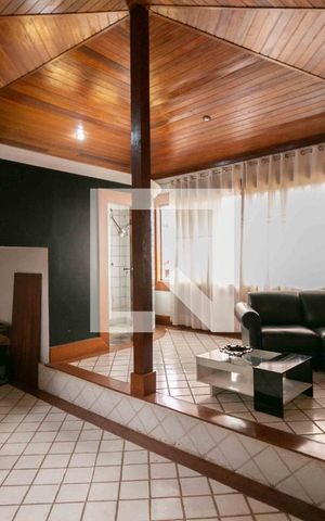 Casa de condomínio à venda com 800m², 5 quartos e 6 vagas Casa de condomínio à venda com 800m², 5 quartos e 6 vagasSala 4