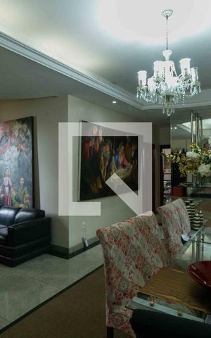 Casa de condomínio à venda com 800m², 5 quartos e 6 vagas Casa de condomínio à venda com 800m², 5 quartos e 6 vagasSala de Jantar