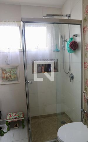 Apartamento à venda com 98m², 3 quartos e 2 vagasBanheiro da Suíte