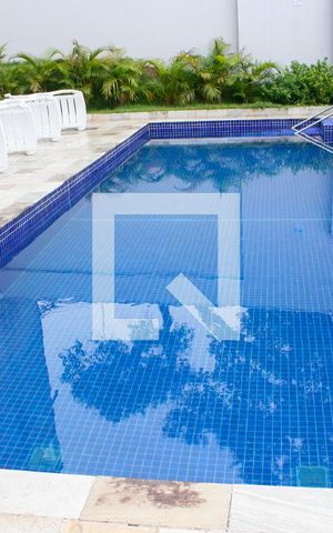 Apartamento para alugar com 37m², 2 quartos e sem vaga Apartamento para alugar com 37m², 2 quartos e sem vagaÁrea comum - Piscina