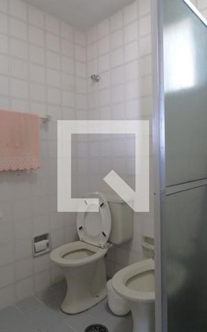 Apartamento à venda com 82m², 3 quartos e 1 vagaBanheiro comum
