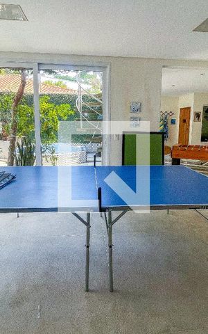 Casa à venda com 500m², 4 quartos e 3 vagas Casa à venda com 500m², 4 quartos e 3 vagasÁrea comum