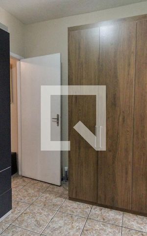 Casa à venda com 247m², 4 quartos e 2 vagas Casa à venda com 247m², 4 quartos e 2 vagasQuarto