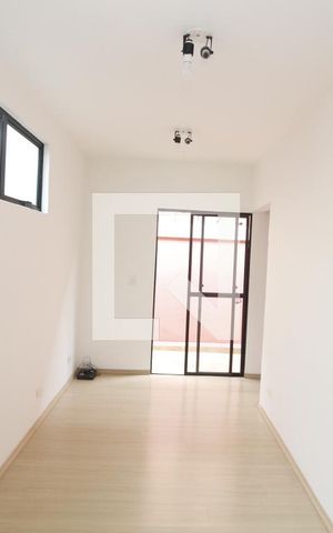 Casa para alugar com 321m², 10 quartos e 5 vagasSala