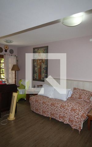 Casa para alugar com 321m², 10 quartos e 5 vagasSala
