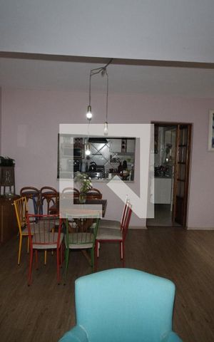Casa para alugar com 321m², 10 quartos e 5 vagasSala