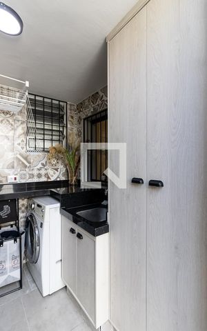 Casa à venda com 145m², 3 quartos e 2 vagas Casa à venda com 145m², 3 quartos e 2 vagasÁrea de Serviço