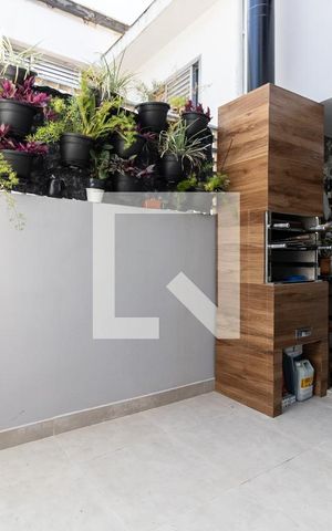 Casa à venda com 145m², 3 quartos e 2 vagas Casa à venda com 145m², 3 quartos e 2 vagasQuintal