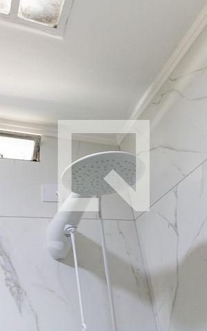 Casa à venda com 145m², 3 quartos e 2 vagas Casa à venda com 145m², 3 quartos e 2 vagasBanheiro Social