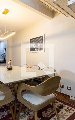 Casa à venda com 145m², 3 quartos e 2 vagas Casa à venda com 145m², 3 quartos e 2 vagasSala