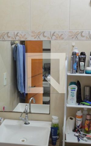 Casa de condomínio à venda com 182m², 3 quartos e 1 vagaBanheiro da Suíte 1