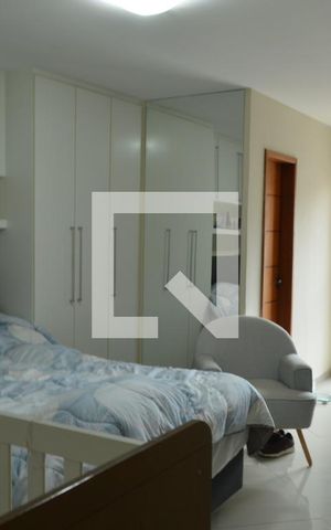 Casa de condomínio à venda com 182m², 3 quartos e 1 vagaSuíte 1