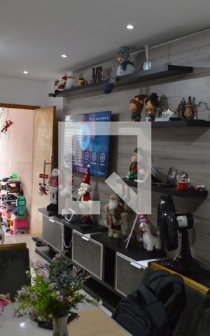 Casa de condomínio à venda com 182m², 3 quartos e 1 vagaSala