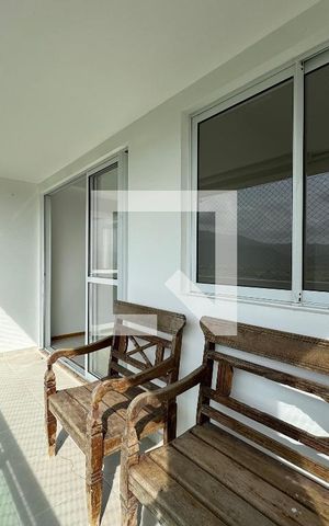 Apartamento para alugar com 84m², 3 quartos e 1 vaga Apartamento para alugar com 84m², 3 quartos e 1 vagaVaranda