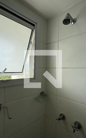 Apartamento para alugar com 84m², 3 quartos e 1 vaga Apartamento para alugar com 84m², 3 quartos e 1 vagaSuíte - Banheiro