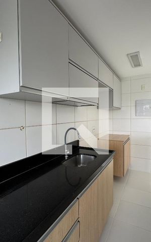 Apartamento para alugar com 84m², 3 quartos e 1 vaga Apartamento para alugar com 84m², 3 quartos e 1 vagaCozinha e Área de Serviço