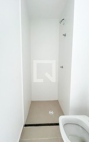Apartamento para alugar com 40m², 2 quartos e sem vaga Apartamento para alugar com 40m², 2 quartos e sem vagaBanheiro
