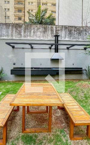 Studio para alugar com 32m², 1 quarto e sem vaga Studio para alugar com 32m², 1 quarto e sem vagaÁrea comum - Churrasqueira