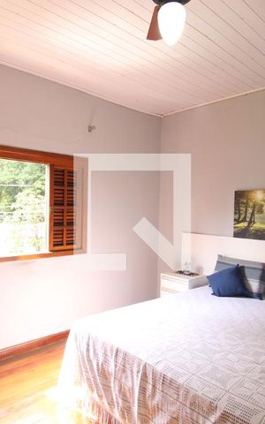 Casa à venda com 130m², 5 quartos e 2 vagasQuarto 1