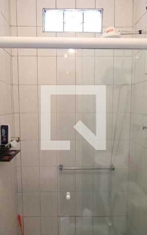 Casa à venda com 130m², 5 quartos e 2 vagasBanheiro 3
