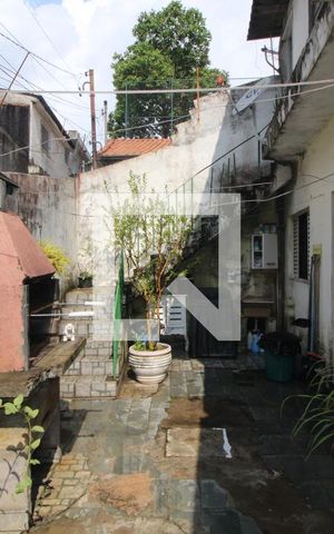 Casa à venda com 130m², 5 quartos e 2 vagasÁrea de Serviço