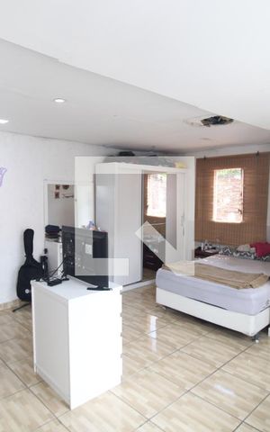 Casa à venda com 130m², 5 quartos e 2 vagasQuarto 5