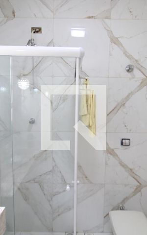 Casa à venda com 130m², 5 quartos e 2 vagasBanheiro 2