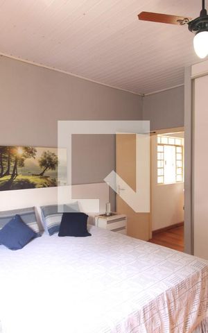 Casa à venda com 130m², 5 quartos e 2 vagasQuarto 1