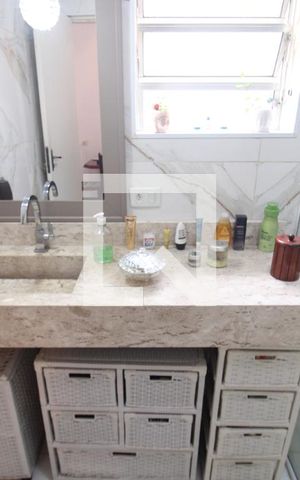 Casa à venda com 130m², 5 quartos e 2 vagasBanheiro 2
