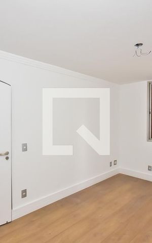 Apartamento à venda com 176m², 4 quartos e 3 vagas Apartamento à venda com 176m², 4 quartos e 3 vagasQuarto 2