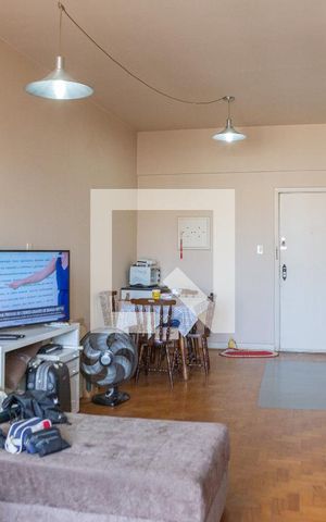 Studio à venda com 46m², 1 quarto e sem vaga Studio à venda com 46m², 1 quarto e sem vagaStudio
