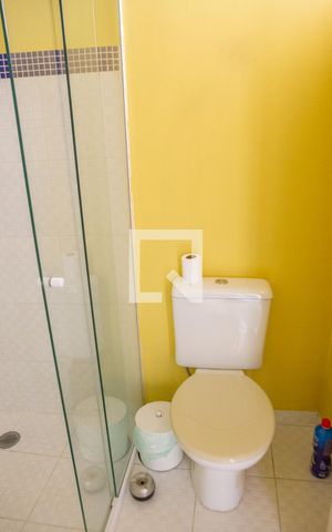 Studio à venda com 46m², 1 quarto e sem vaga Studio à venda com 46m², 1 quarto e sem vagaBanheiro