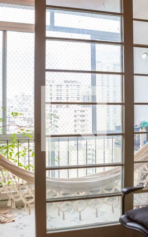 Studio à venda com 46m², 1 quarto e sem vaga Studio à venda com 46m², 1 quarto e sem vagaSacada