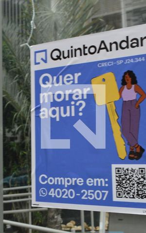 Apartamento à venda com 155m², 2 quartos e 2 vagasPlaquinha