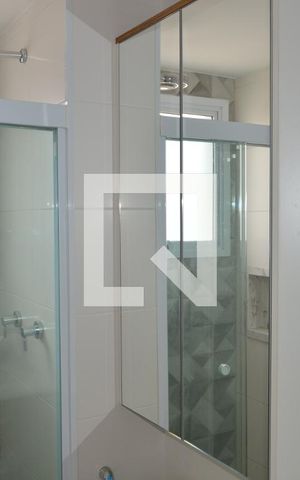 Apartamento à venda com 155m², 2 quartos e 2 vagasBanheiro da Suíte