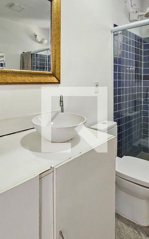 Casa de condomínio para alugar com 327m², 5 quartos e sem vaga Casa de condomínio para alugar com 327m², 5 quartos e sem vagaBanheiro da suíte 4