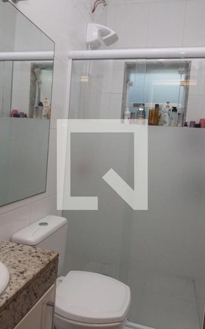 Casa de condomínio à venda com 120m², 3 quartos e 2 vagasBanheiro da Suíte