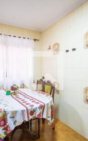 Casa à venda com 500m², 3 quartos e sem vaga Casa à venda com 500m², 3 quartos e sem vagaCopa
