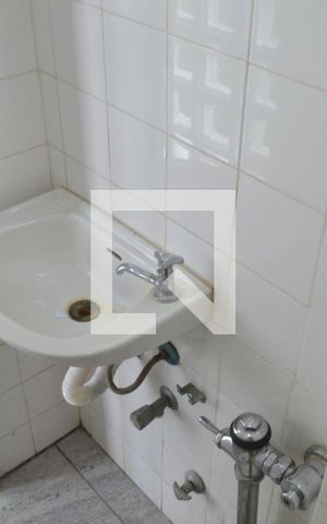 Apartamento para alugar com 75m², 2 quartos e 1 vagaBanheiro de serviço