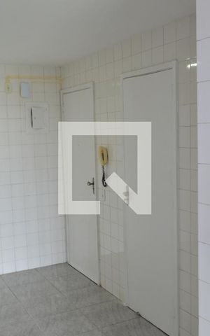 Apartamento para alugar com 75m², 2 quartos e 1 vagaCozinha