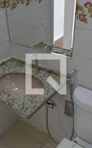 Apartamento para alugar com 75m², 2 quartos e 1 vagaBanheiro 