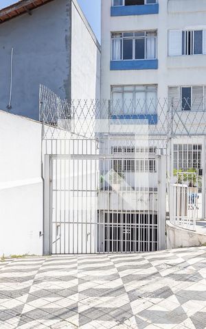 Apartamento à venda com 101m², 2 quartos e 1 vaga Apartamento à venda com 101m², 2 quartos e 1 vagaFachada