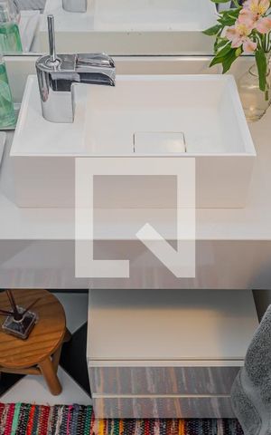 Apartamento à venda com 101m², 2 quartos e 1 vagaBanheiro da Suíte