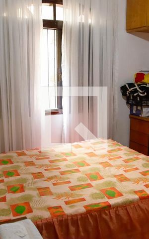 Casa à venda com 185m², 4 quartos e 2 vagas Casa à venda com 185m², 4 quartos e 2 vagasQuarto 3
