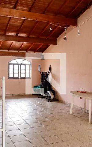 Casa à venda com 185m², 4 quartos e 2 vagas Casa à venda com 185m², 4 quartos e 2 vagasÁrea Gourmet