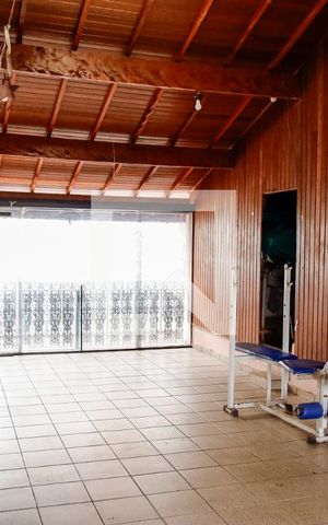 Casa à venda com 185m², 4 quartos e 2 vagas Casa à venda com 185m², 4 quartos e 2 vagasÁrea Gourmet